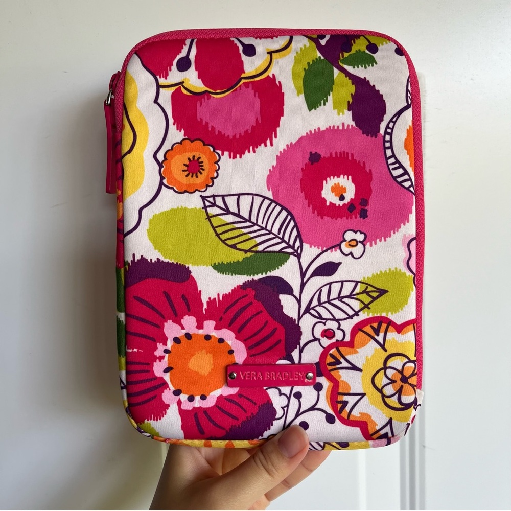 Vera Bradley Clementine Neoprene Medium Tablet Sleeve Case!